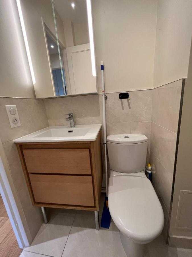 Dream Dwell Paris -Studio With Balcony 800M To Trocadero And Tour Eiffel Exterior foto